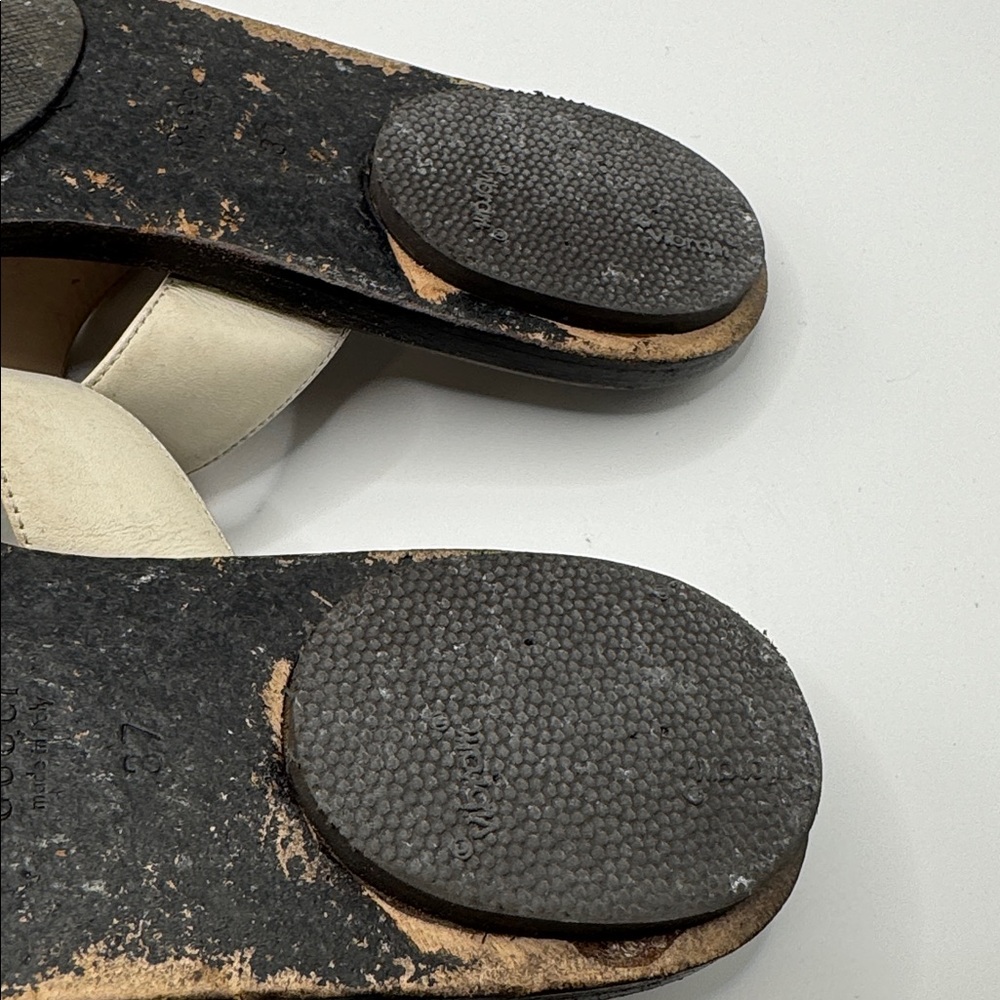 Gucci Women's marmont thong sandals - Picture 9 of 10